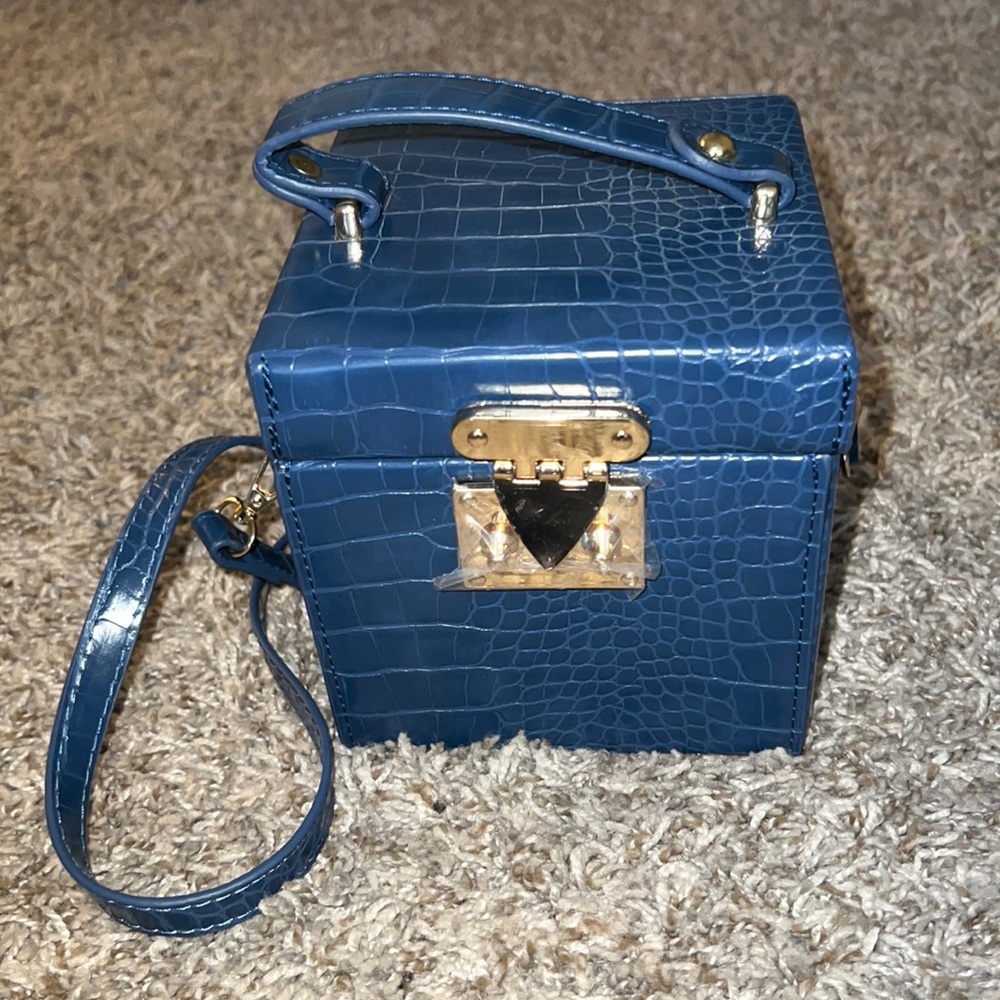 Blue box bag NEW